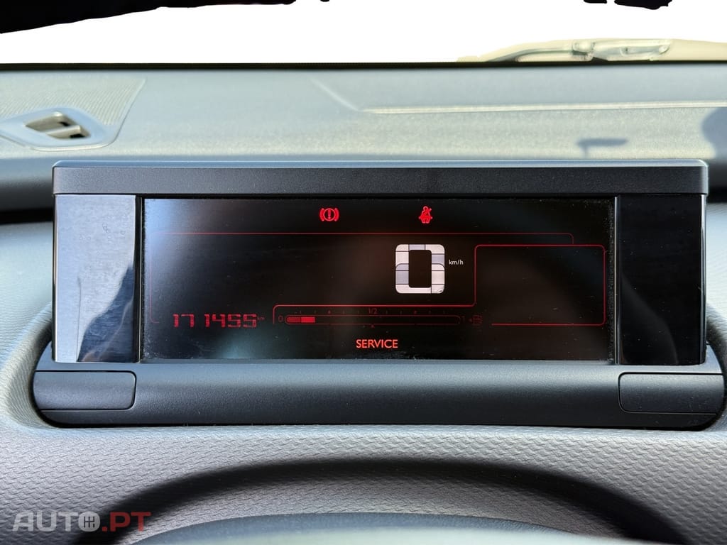 Citroen C4 Cactus 1.6 BlueHDi Feel J17