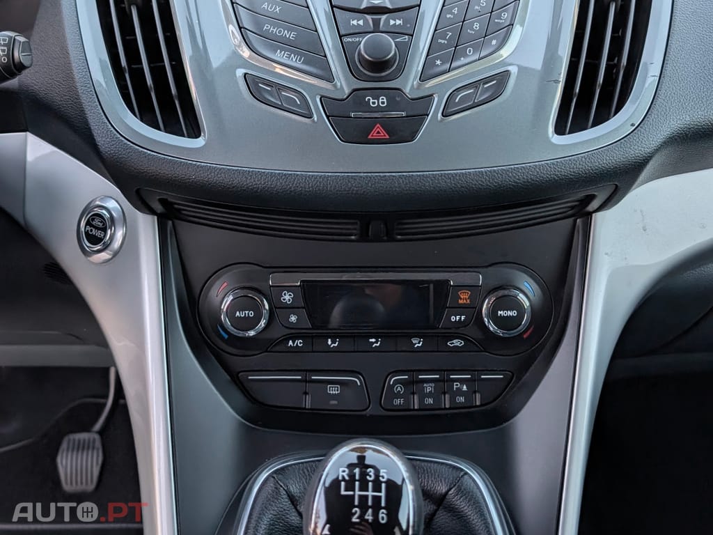 Ford Focus C-Max II 1.6 TDCi Titanium - Impecável - Oportunidade!