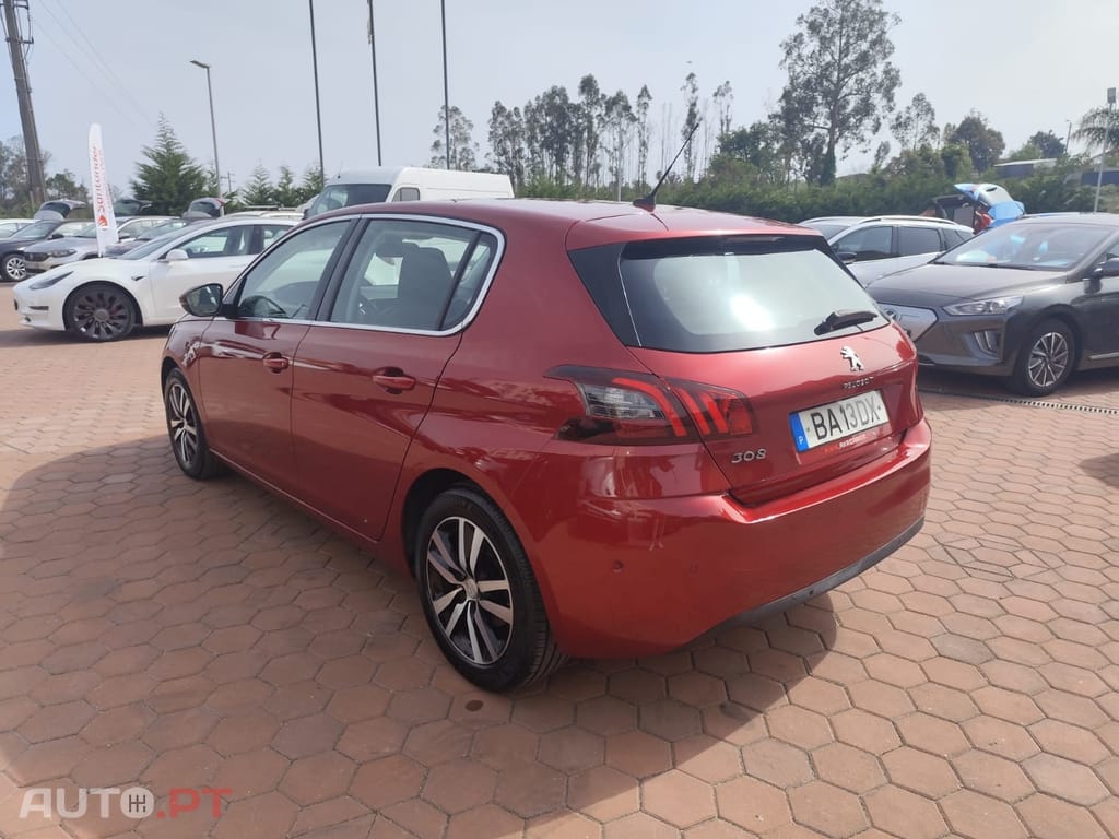 Peugeot 308 1.5 BlueHDi Allure EAT8