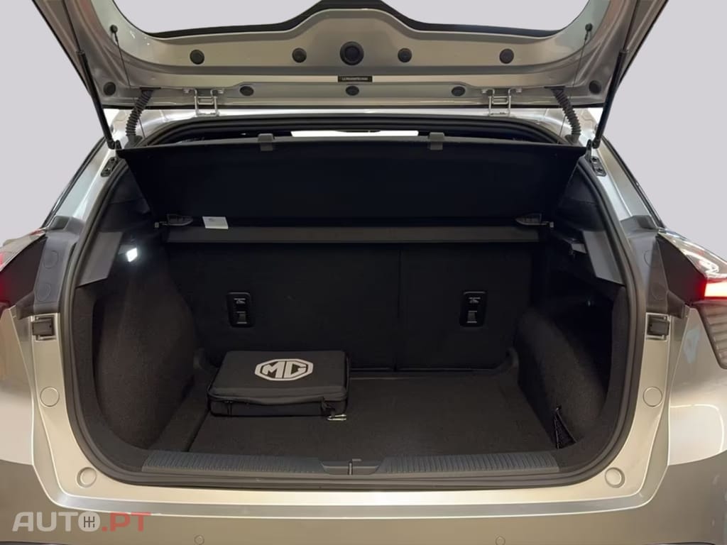 MG MG4 Standard  I.V.A DEDUTÍVEL