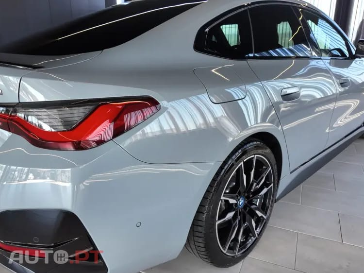 BMW i4 M50 Pack Desportivo M Pro