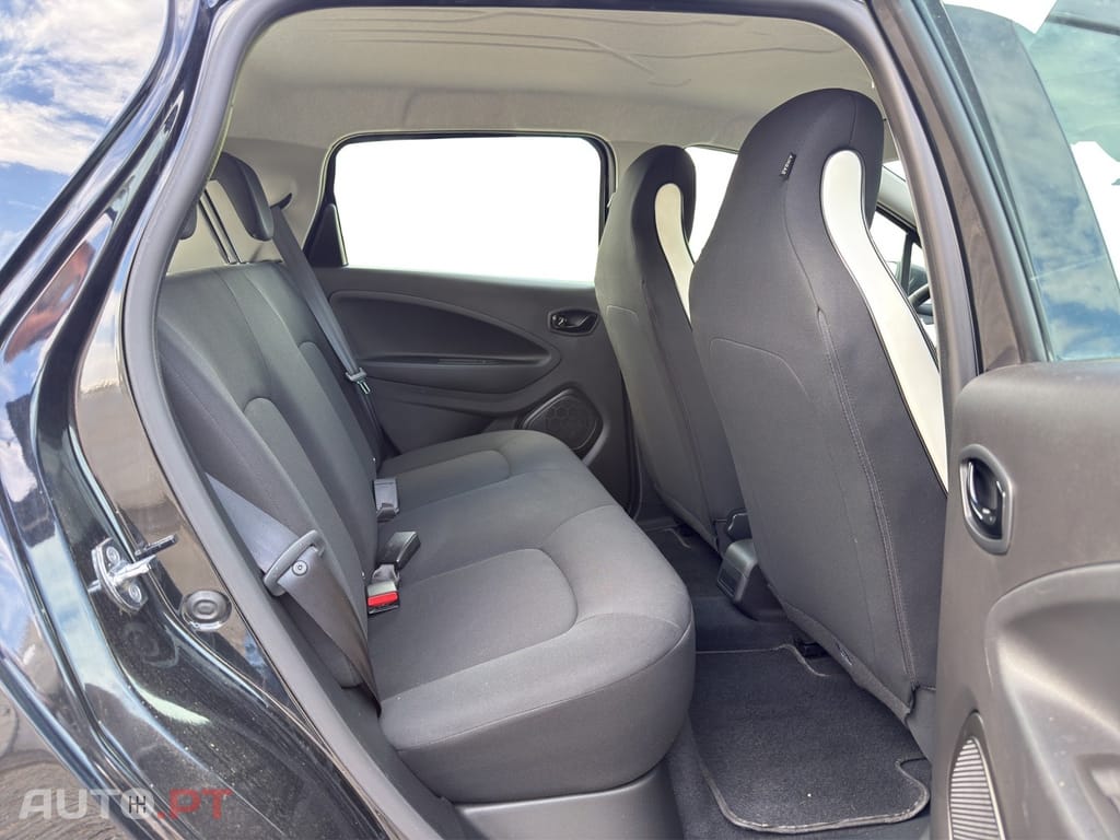 Renault Zoe (c/ Bateria) EV 50 110hp Equilibre