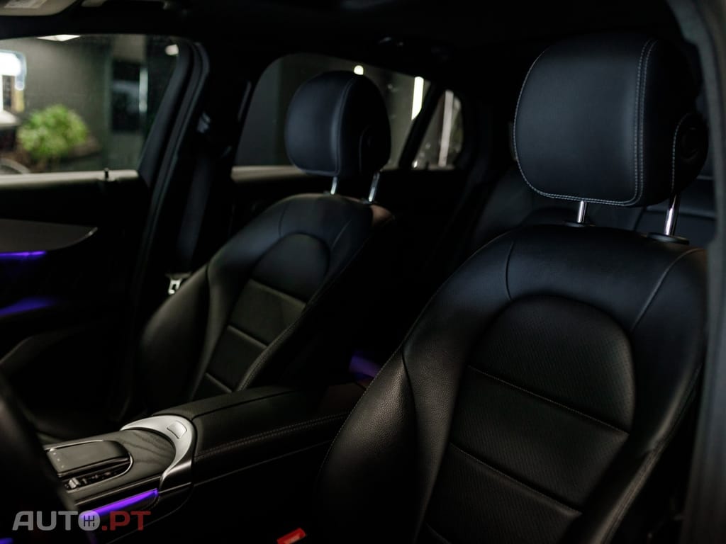 Mercedes-Benz GLC 300 de 4Matic 9G-TRONIC