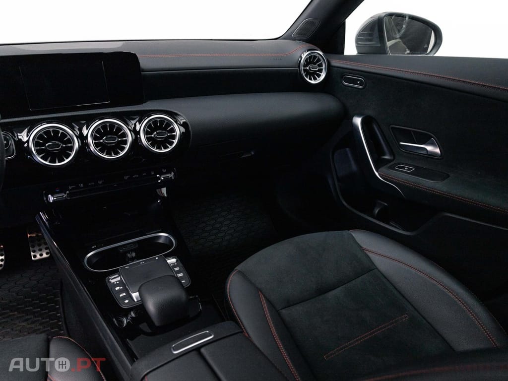 Mercedes-Benz CLA 250 e Shooting Brake AMG Line
