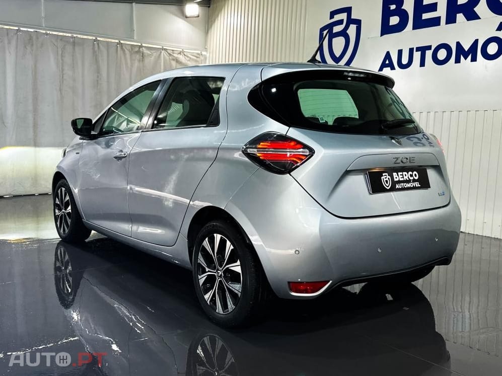 Renault Zoe Outro