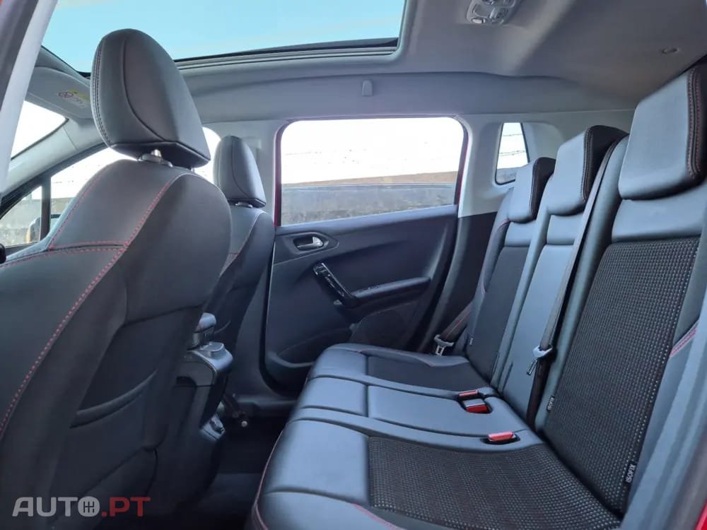 Peugeot 2008 1.6 BlueHDi GT Line