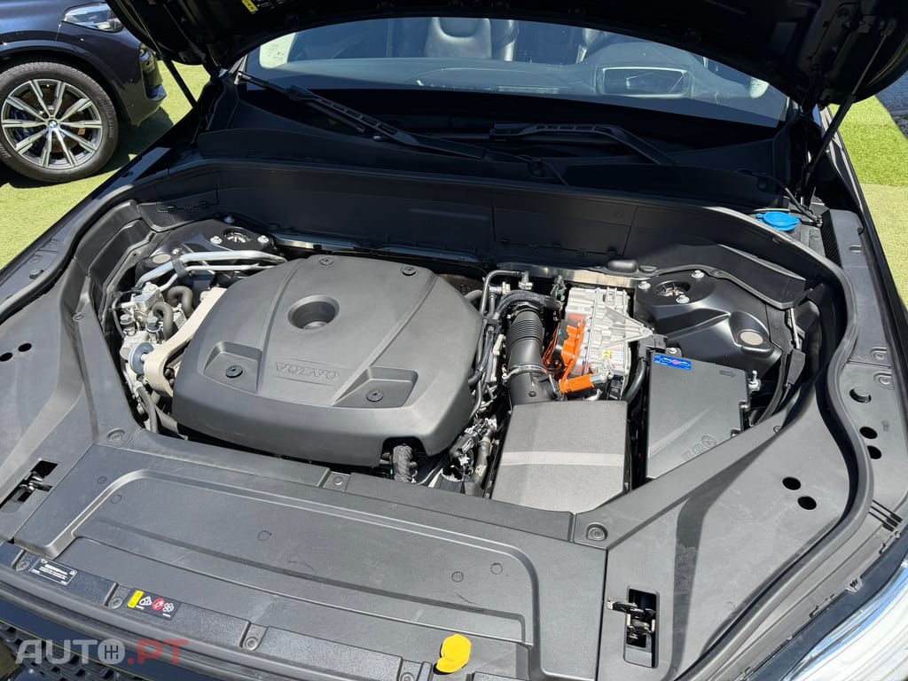 Volvo XC90 2.0 T8 PHEV Ultimate Dark AWD