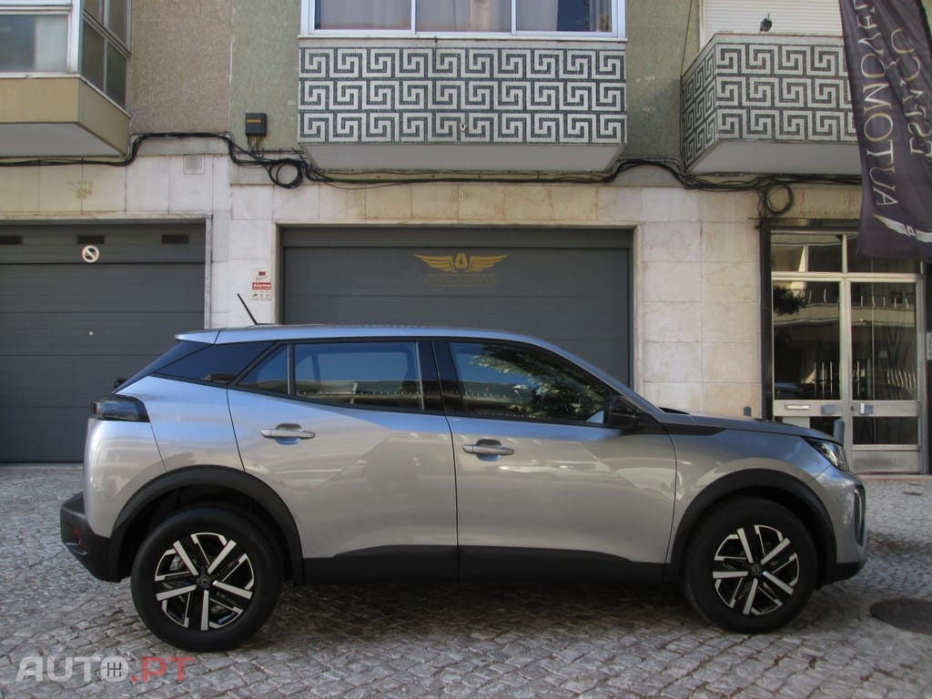 Peugeot 2008 1.2 PureTech Active