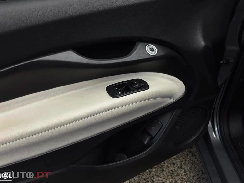 Fiat 500e La Prima