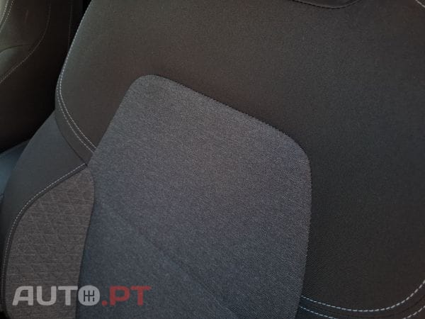 Renault Clio TCe 100 Intens