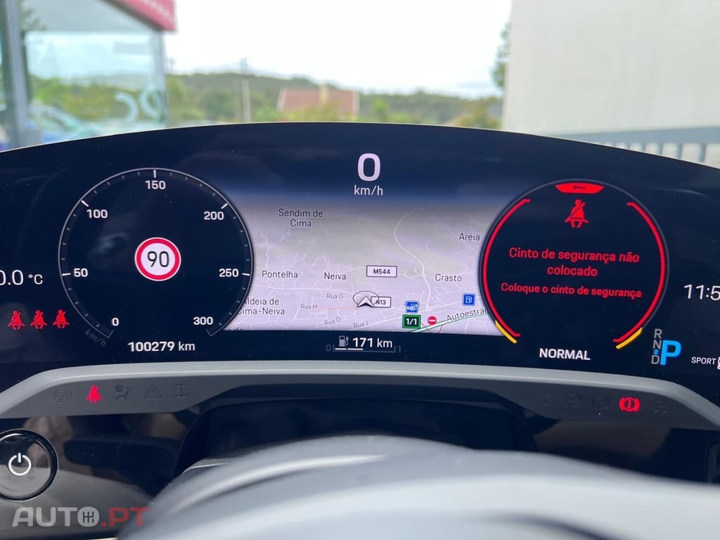 Porsche Taycan 4