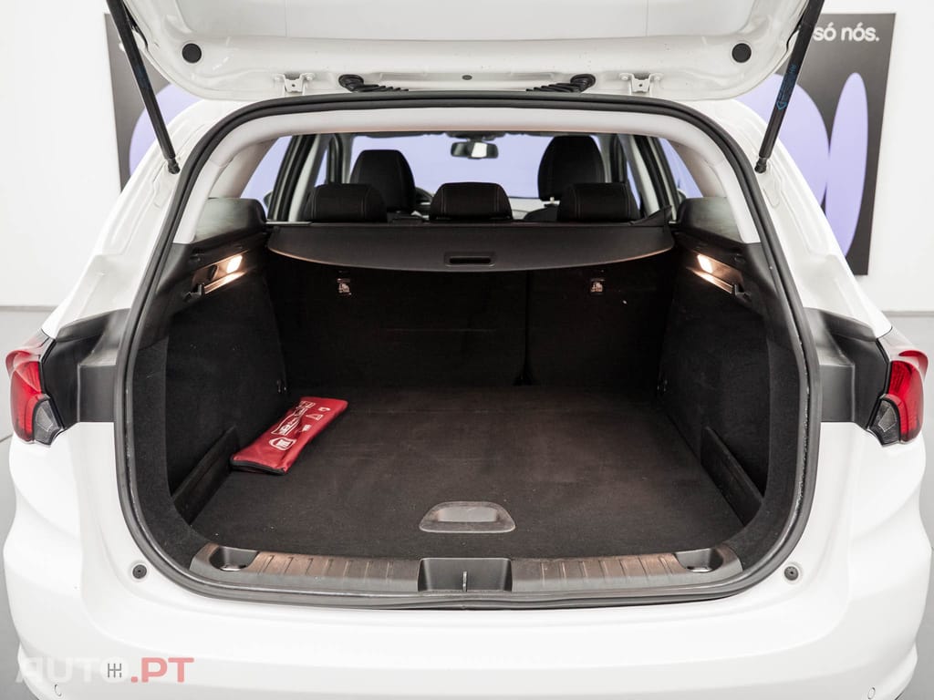 Fiat Tipo 1.3 M-Jet Lounge