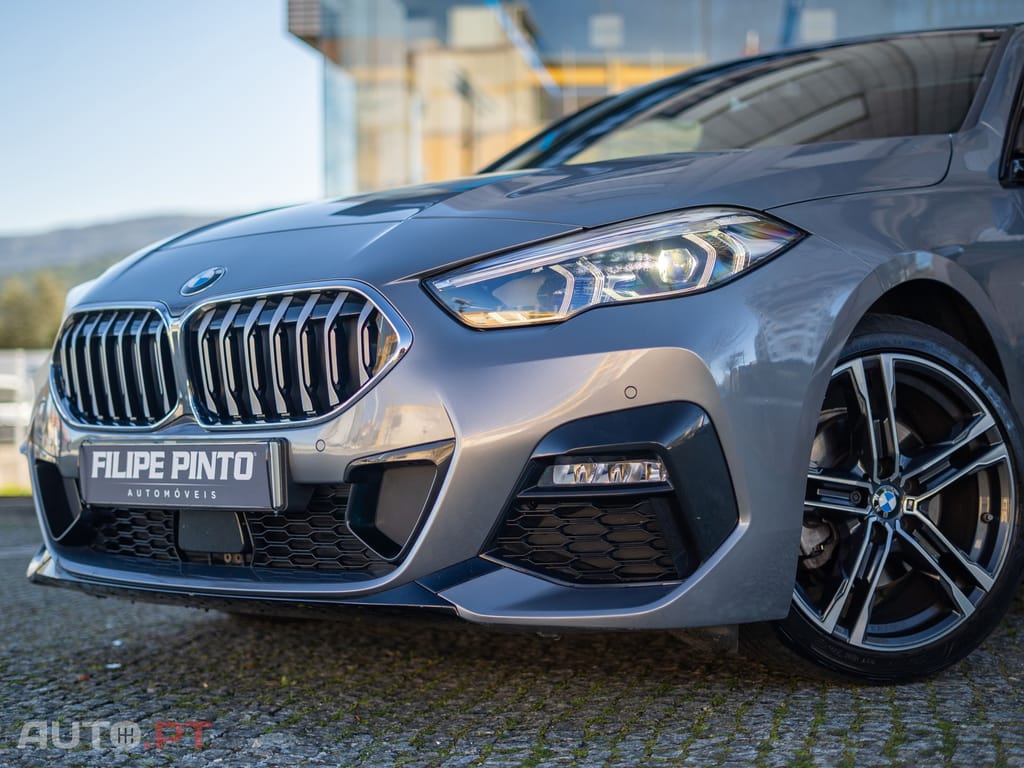 BMW 216 d Pack Desportivo M
