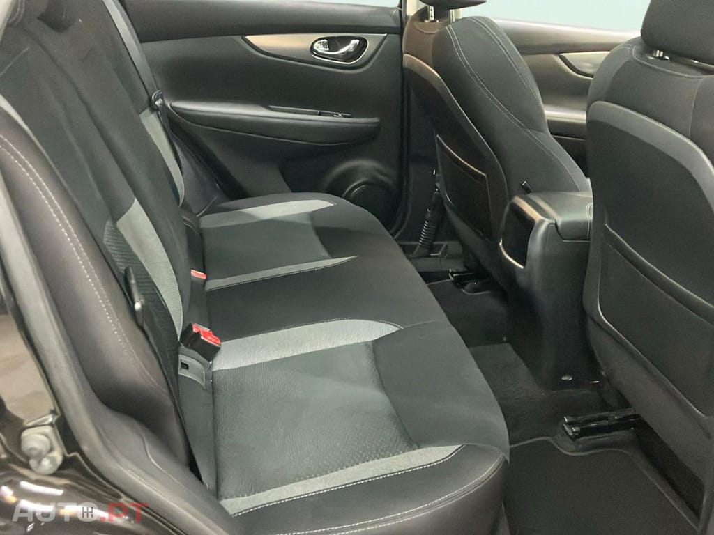 Nissan Qashqai 1.3 DIG-T N-Connecta