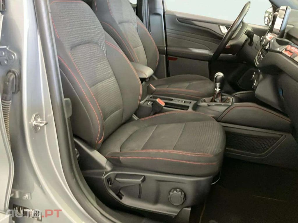 Ford Kuga 1.5 EcoBoost ST-Line