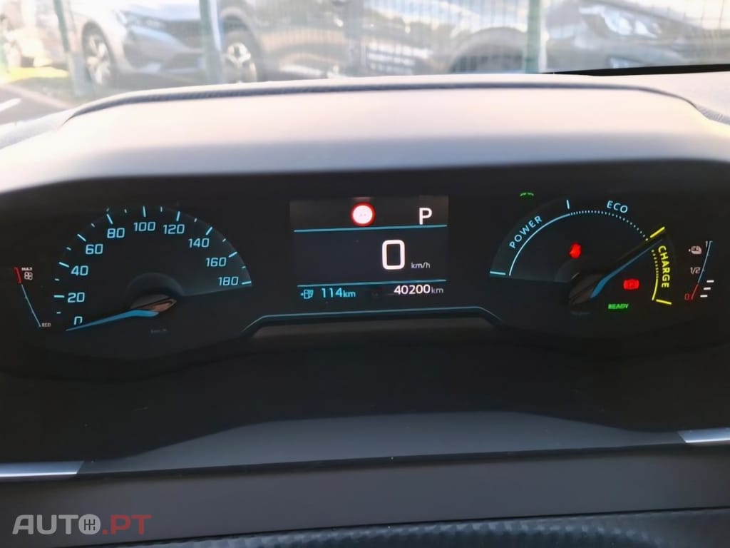 Peugeot E-208 50 kWh Style