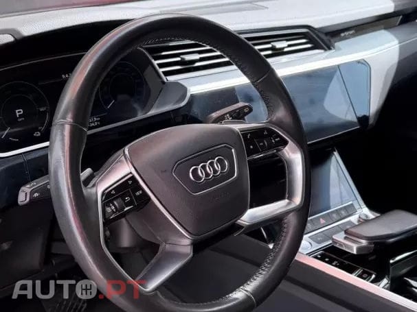 Audi E-Tron 50 quattro