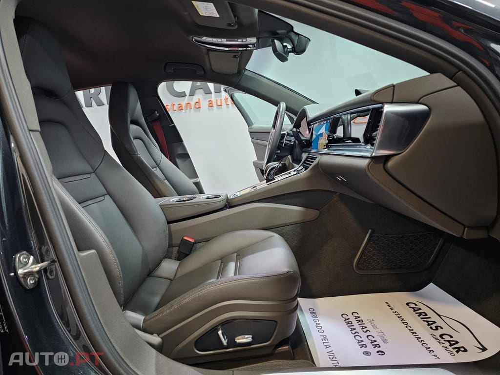 Porsche Panamera 4 E-Hybrid