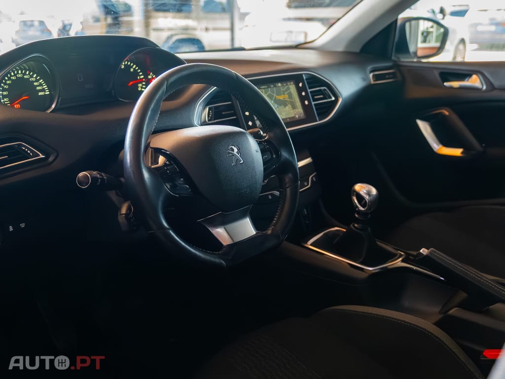 Peugeot 308 SW 1.6 BlueHDi Style