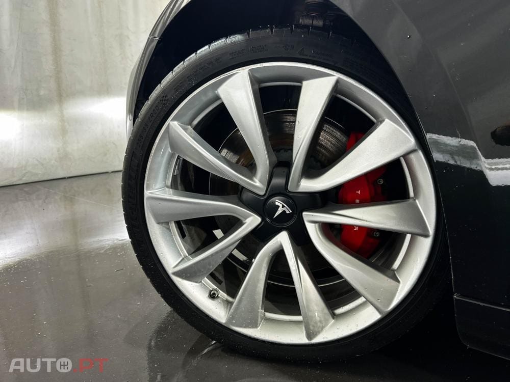 Tesla Model 3 Performance Dual Motor AWD