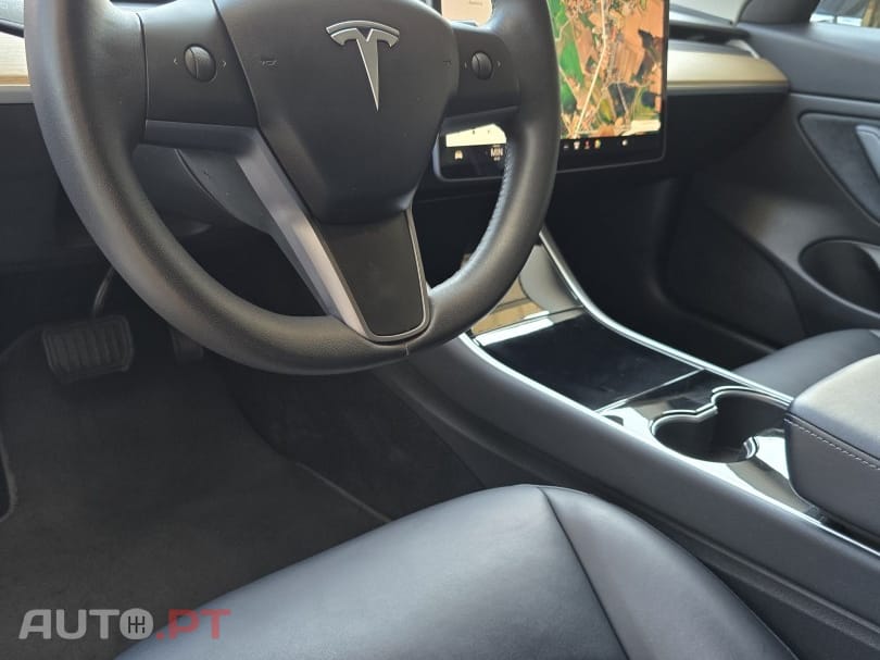 Tesla Model 3 Long-Range Dual Motor AWD