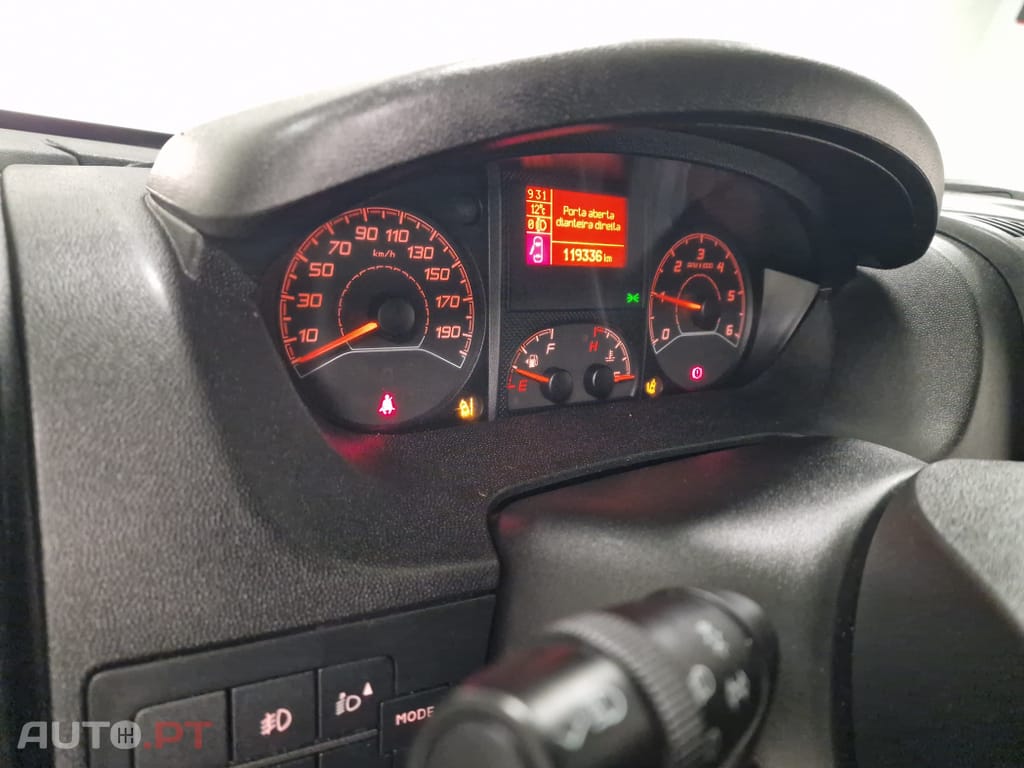 Peugeot Boxer 2.2 BlueHDi 335 L2H2 Pro GPS CAM. TRASEIRA IVA DEDUTIVEL