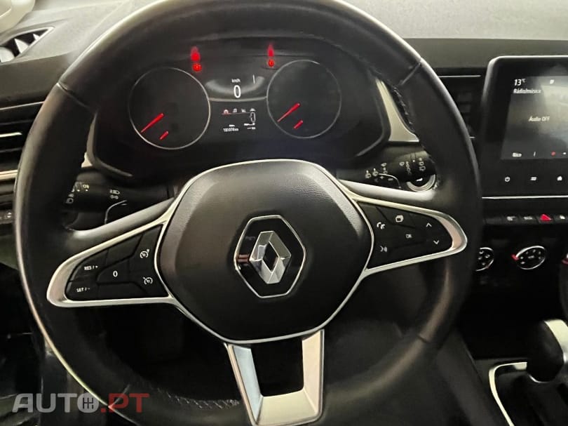 Renault Captur Outro