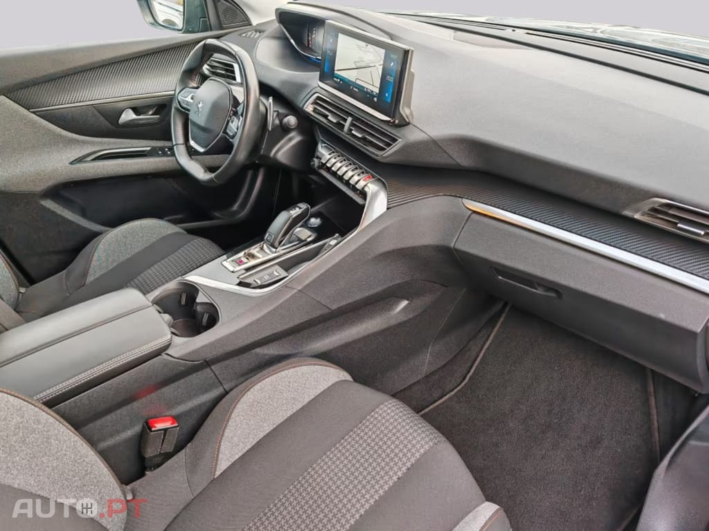 Peugeot 5008 130CV  EAT8 ACTIVE BUSINESS