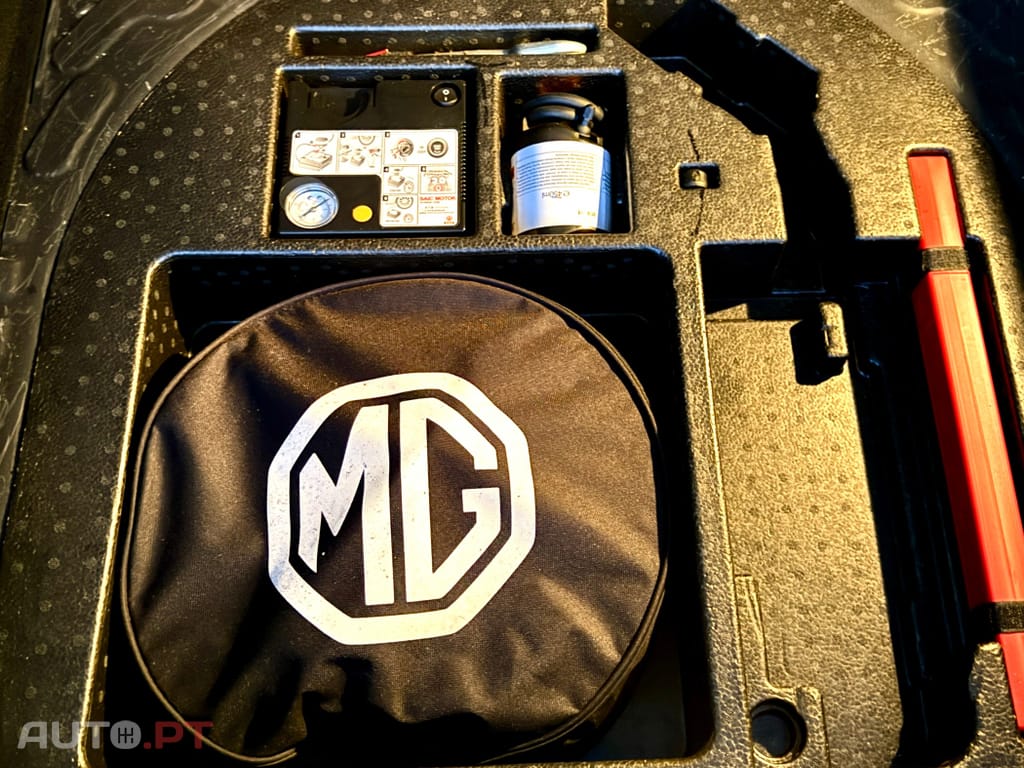 MG ZS EV 44.5 kWh Luxury  c/ IVA