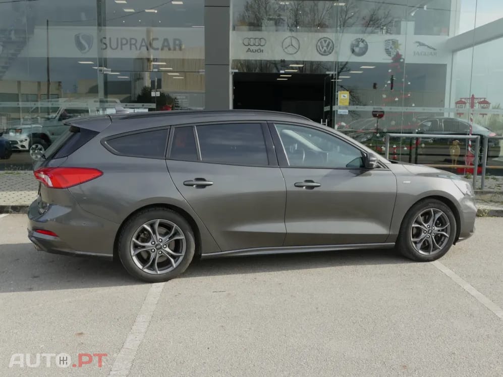 Ford Focus SW 1.5 TDCi EcoBlue ST-Line