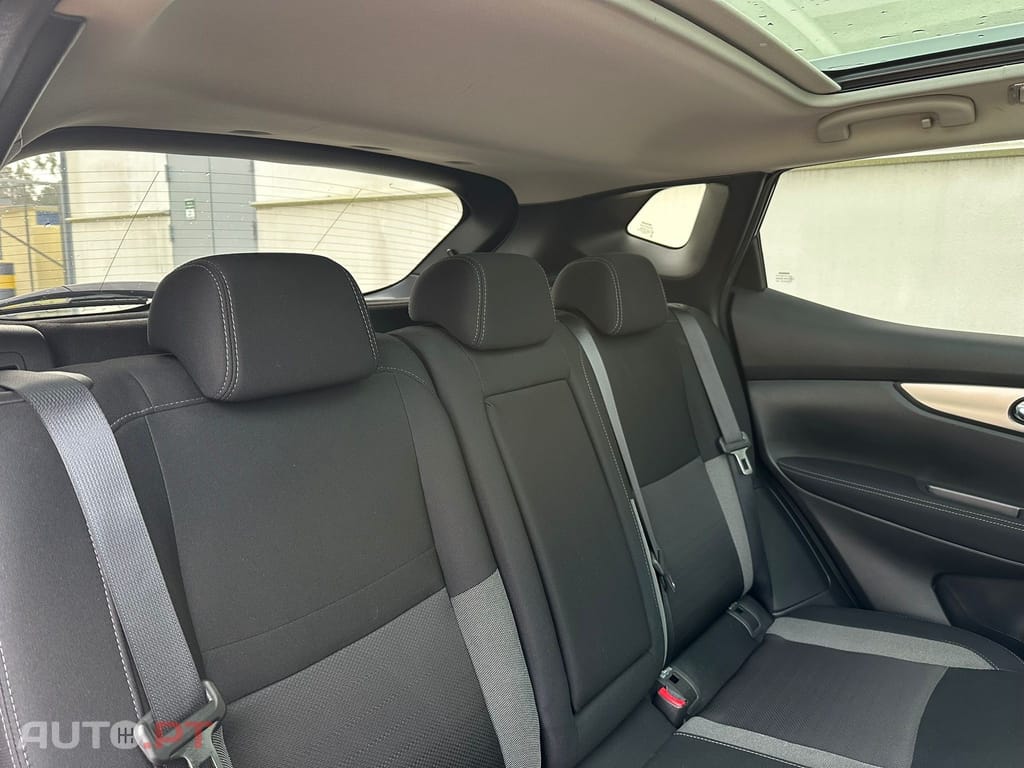 Nissan Qashqai 1.5 dCi N-Connecta 18