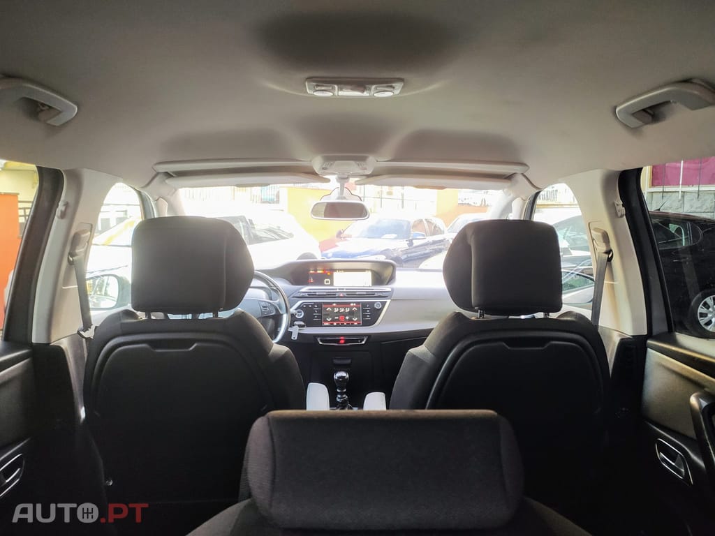 Citroen C4 SpaceTourer 1.5 BlueHDI Shine( 7 Lug)