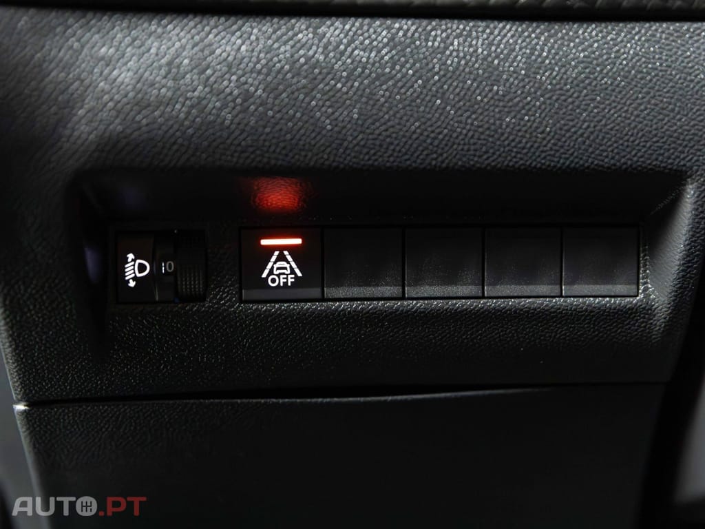 Peugeot 2008 1.2 PureTech Allure Pack EAT8