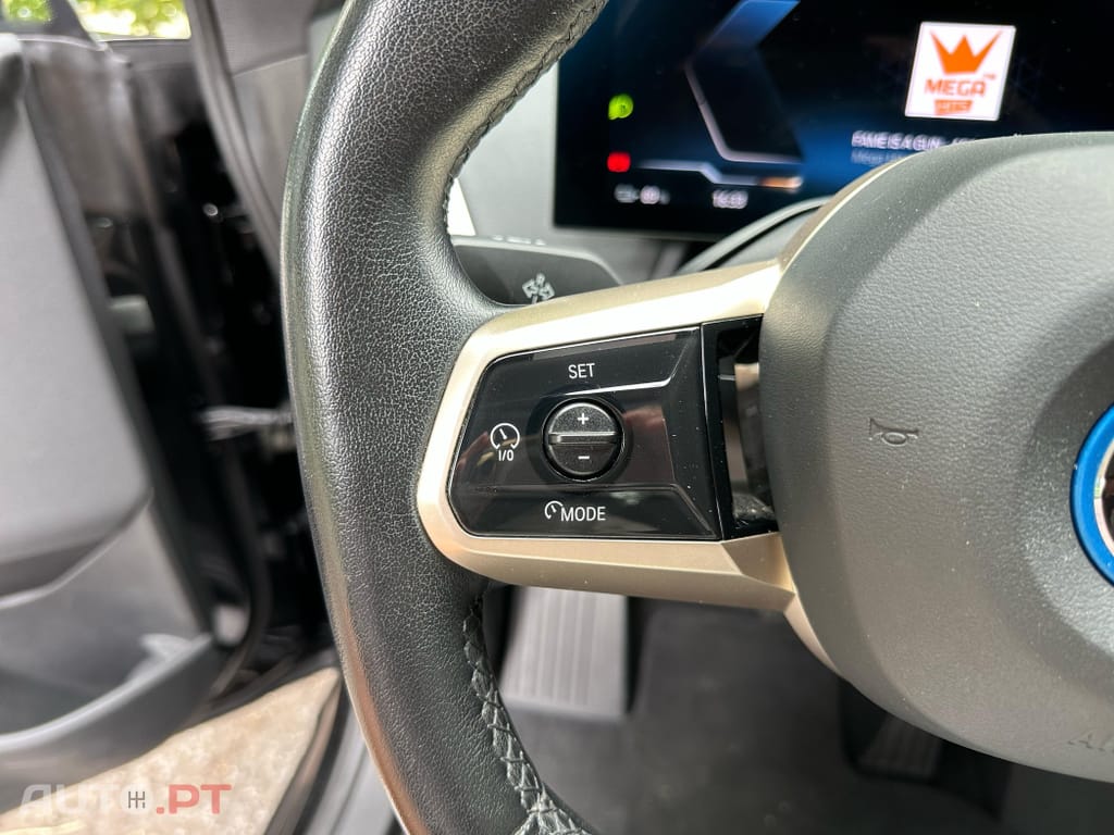 BMW iX xDrive 50