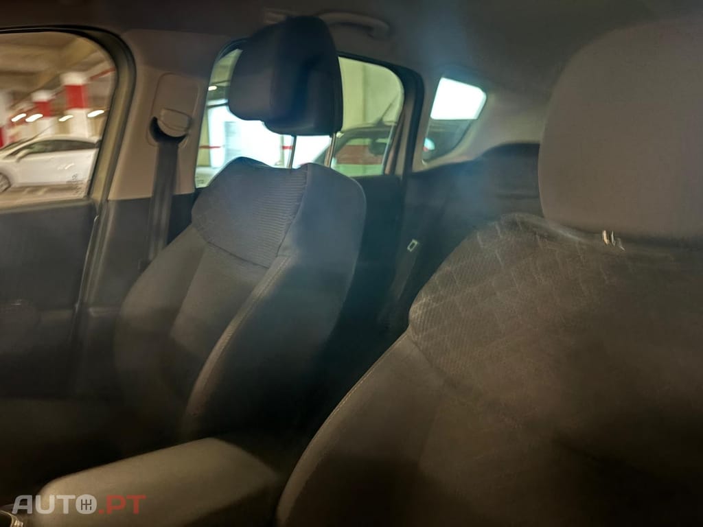 Peugeot 3008 2.0 HDi Hybrid4