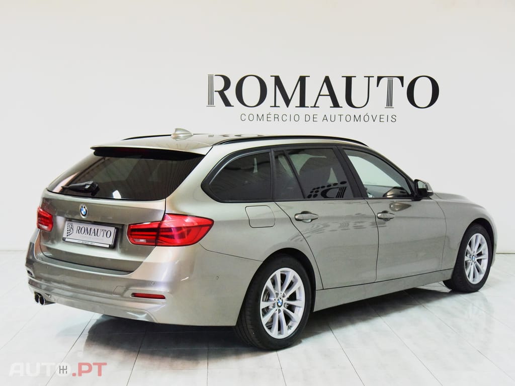 BMW 320 d Touring xDrive Auto