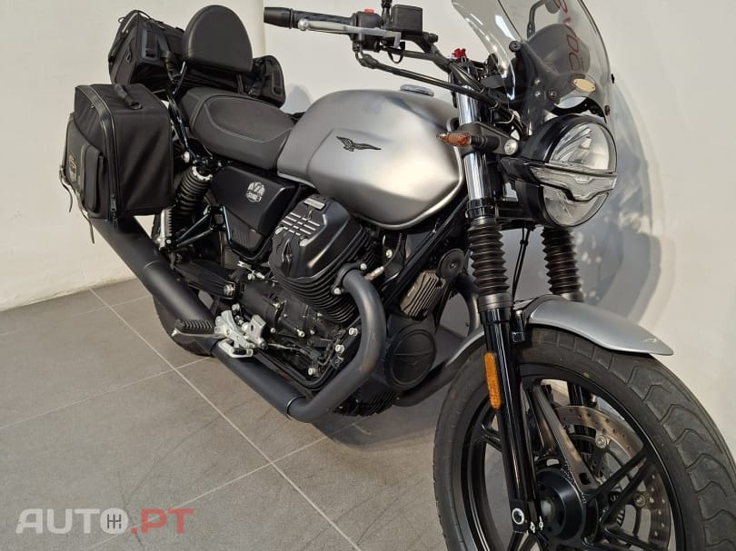 Motoguzzi V7 Stone