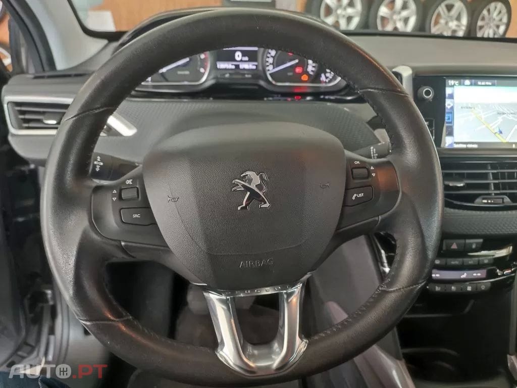 Peugeot 2008 1.6 e-HDi Active