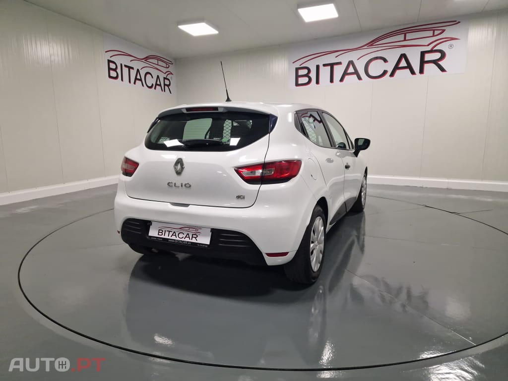Renault Clio SOCIETE 1.5 DCI ZEN IVA DEDUTÍVEL