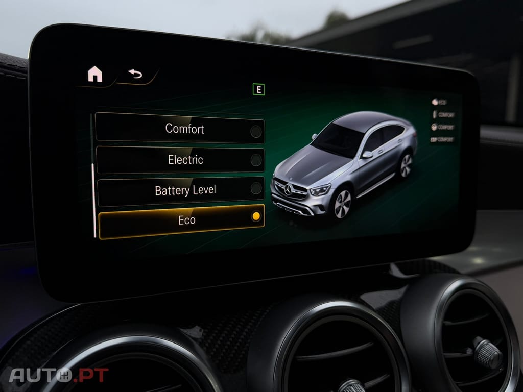 Mercedes-Benz GLC 300 e Coupé 4Matic