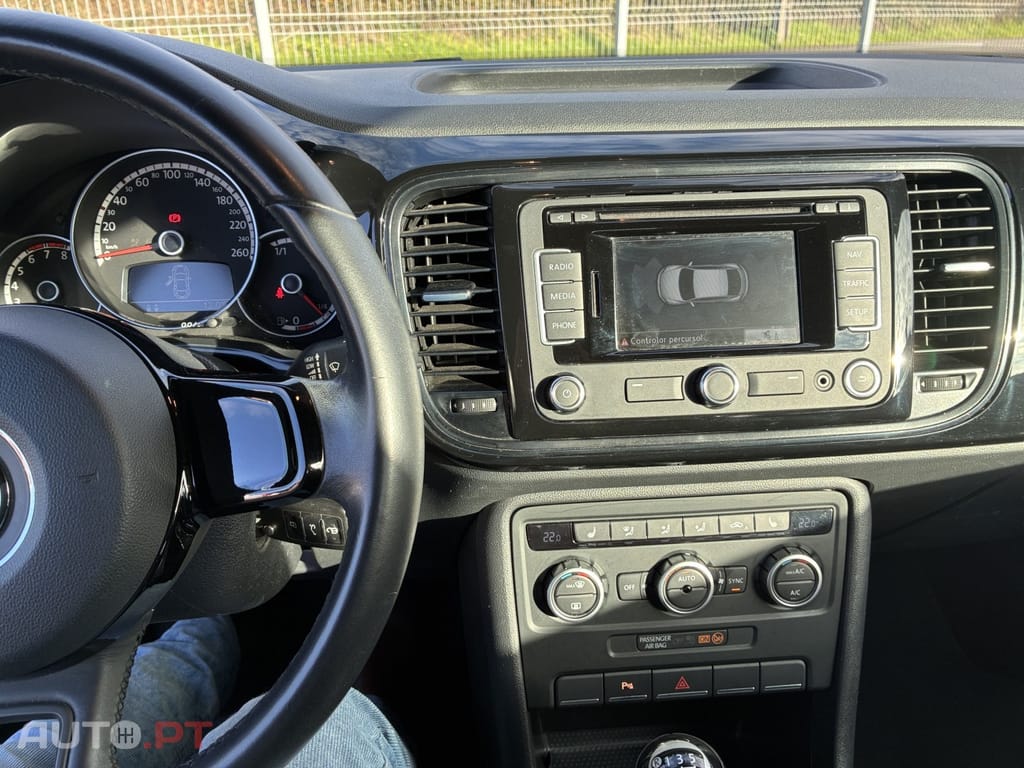 Volkswagen New Beetle 1.2 TSI