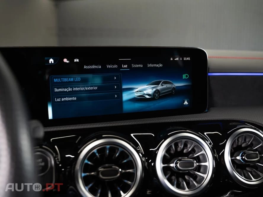 Mercedes-Benz CLA 250 e Shooting Brake AMG Line