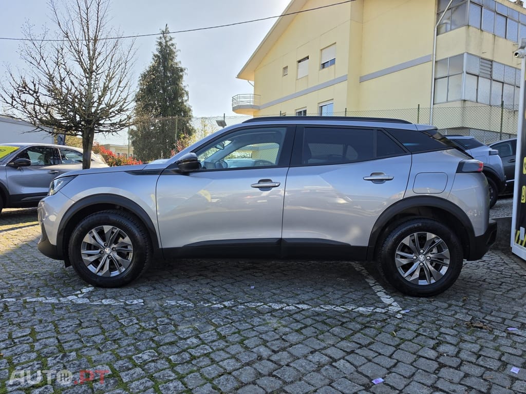 Peugeot 2008 PureTech 100 Style