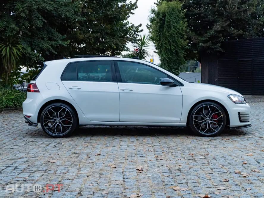 Volkswagen Golf 2.0 TSi GTi Performance