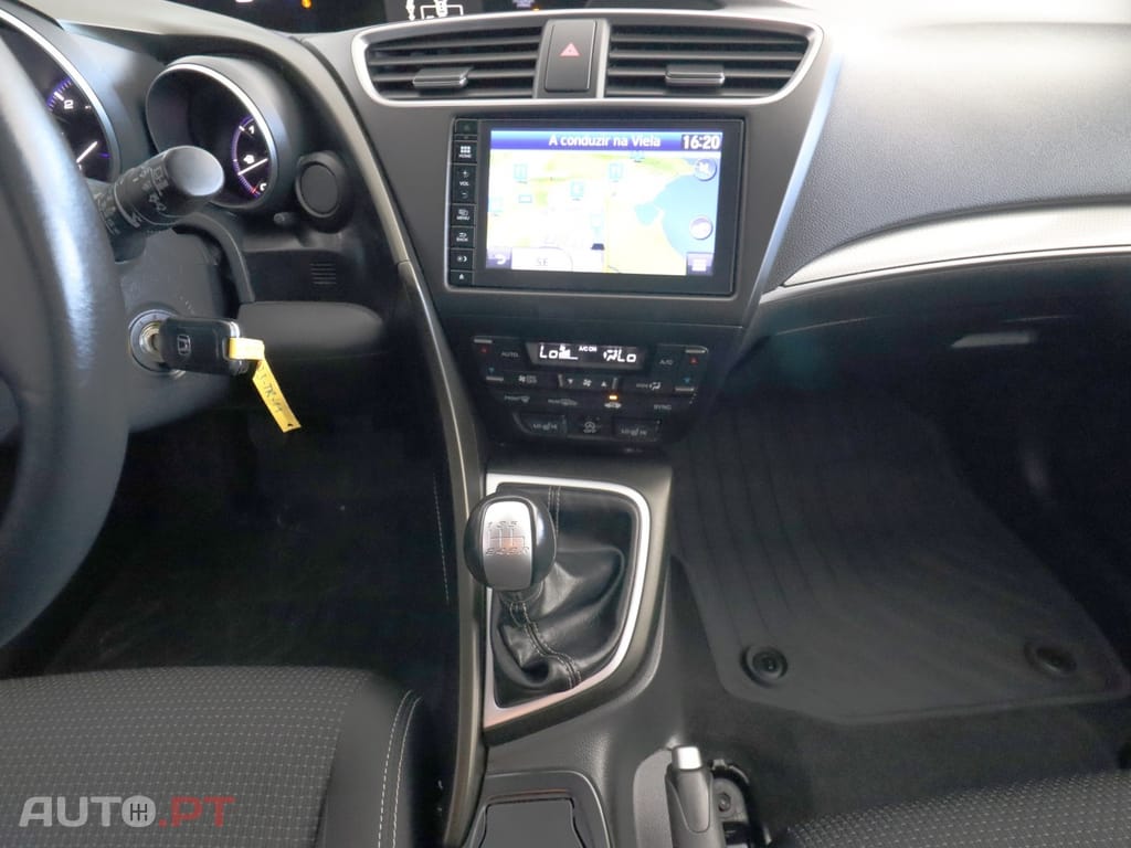 Honda Civic 1.6 i-DTEC Elegance Connect Navi