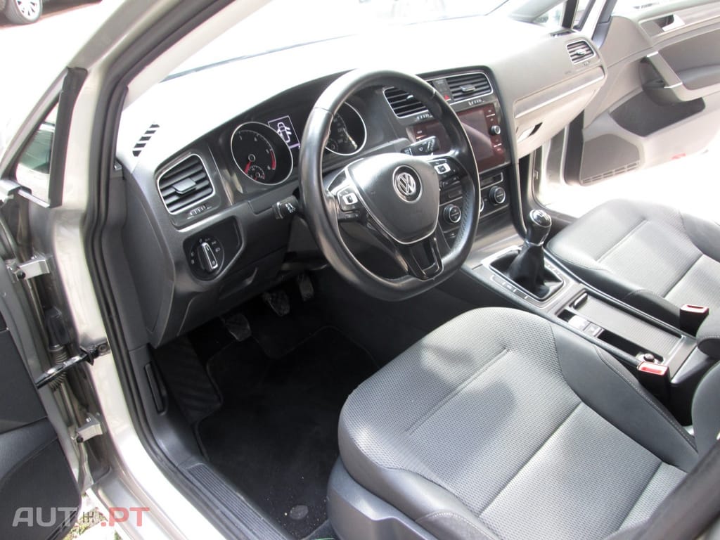Volkswagen Golf Variant 1.6 TDi Highline