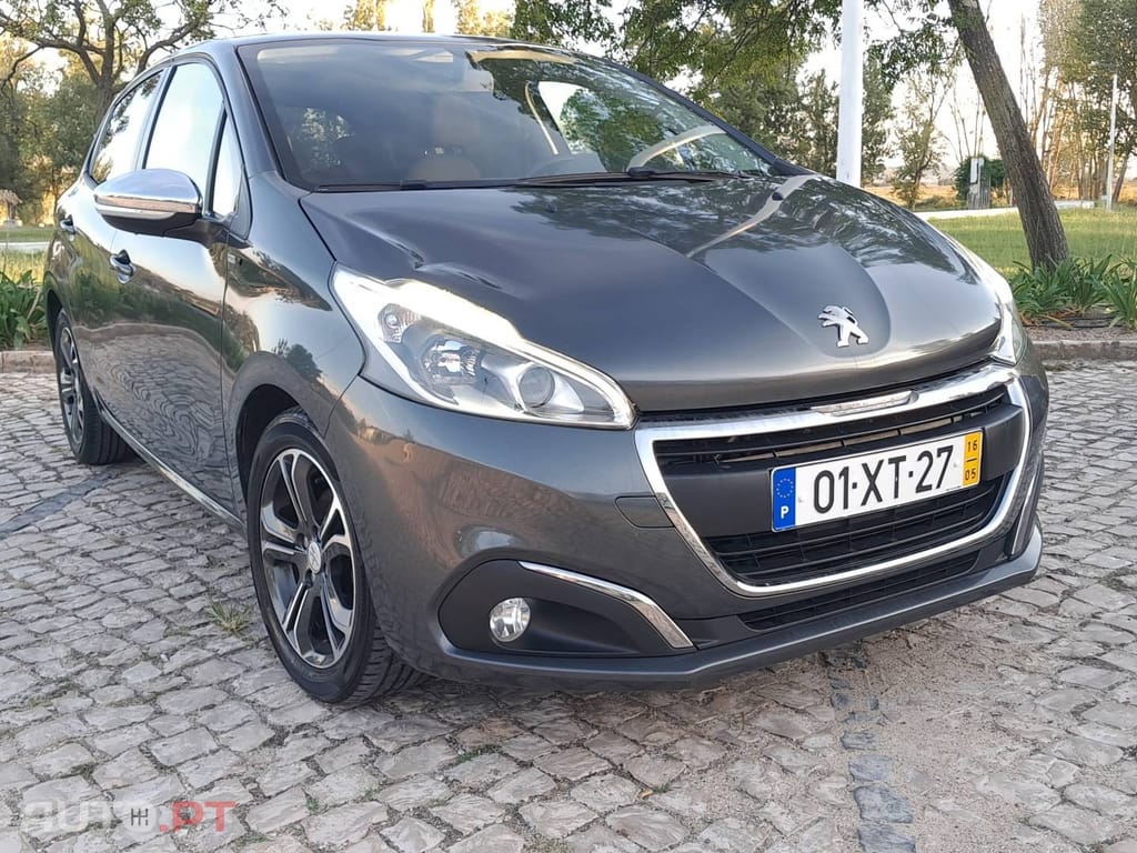Peugeot 208 1.6 BlueHDi Style