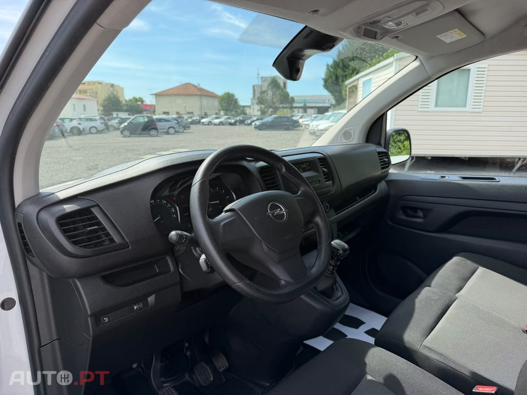 Opel Vivaro 1.5 CDTi L3H1