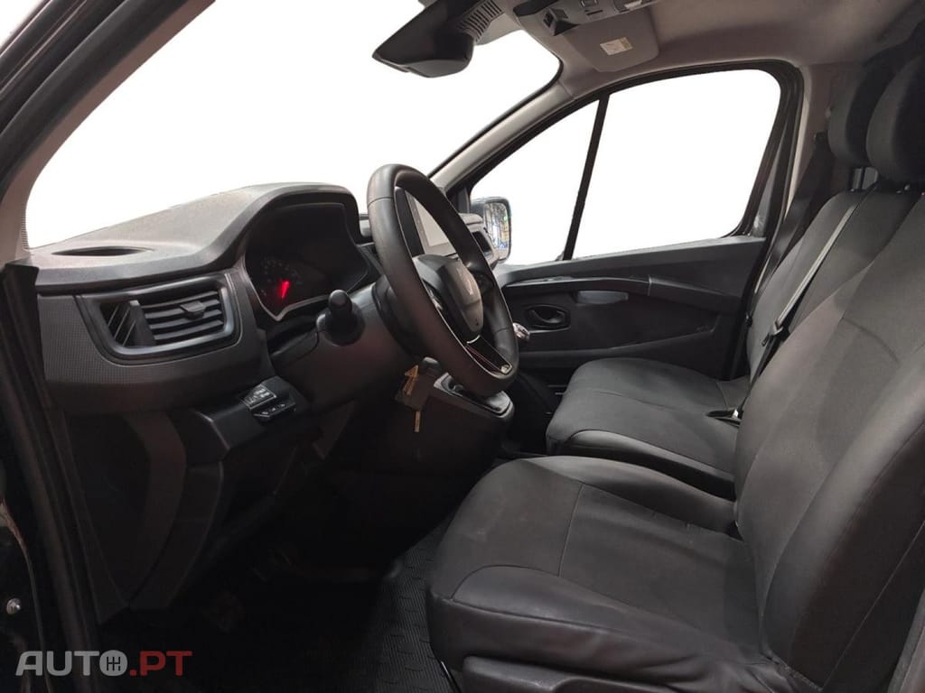 Renault Trafic 2.0 dCi L2H1 Confort