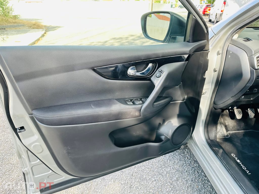 Nissan Qashqai 1.3 DIG-T Acenta